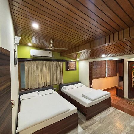 Om Sai Villa Guesthouse Kolkata Ngoại thất bức ảnh
