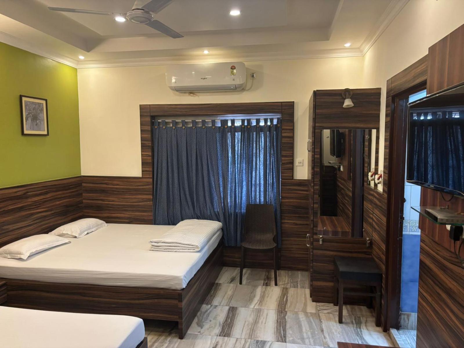Om Sai Villa Guesthouse Kolkata Ngoại thất bức ảnh