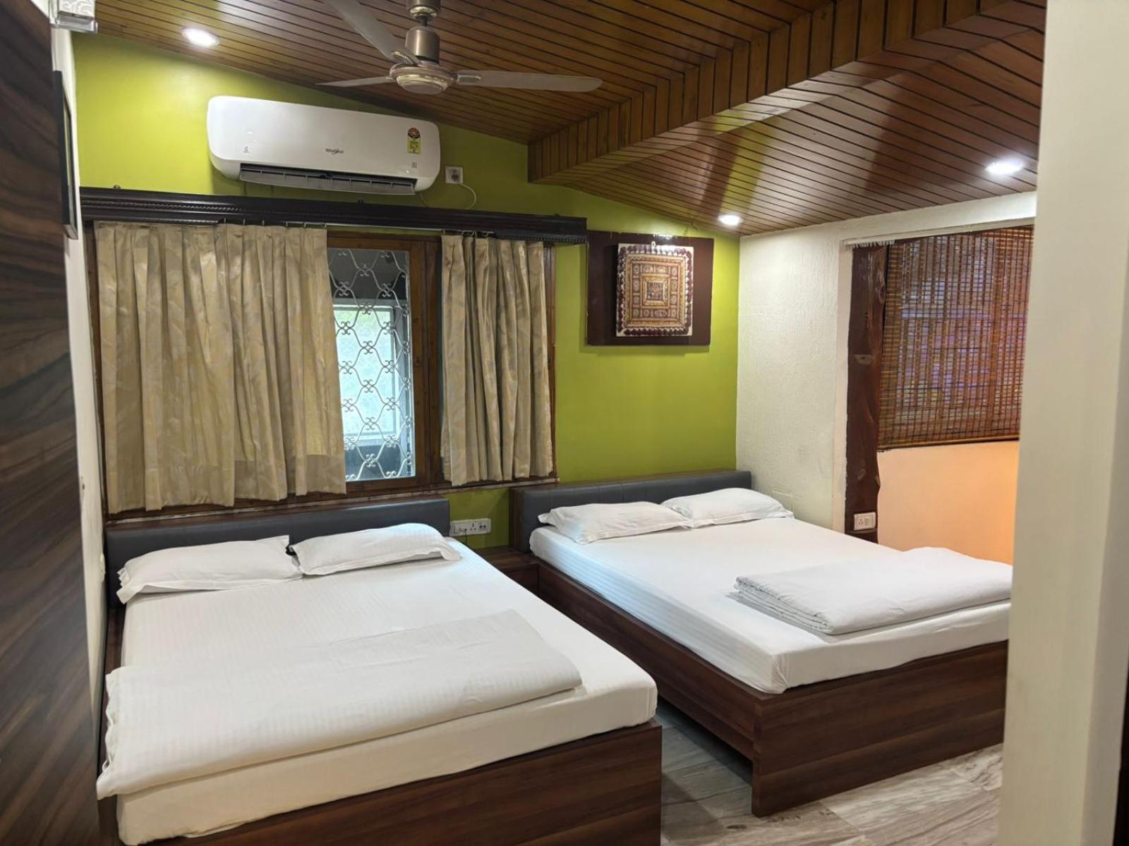 Om Sai Villa Guesthouse Kolkata Ngoại thất bức ảnh