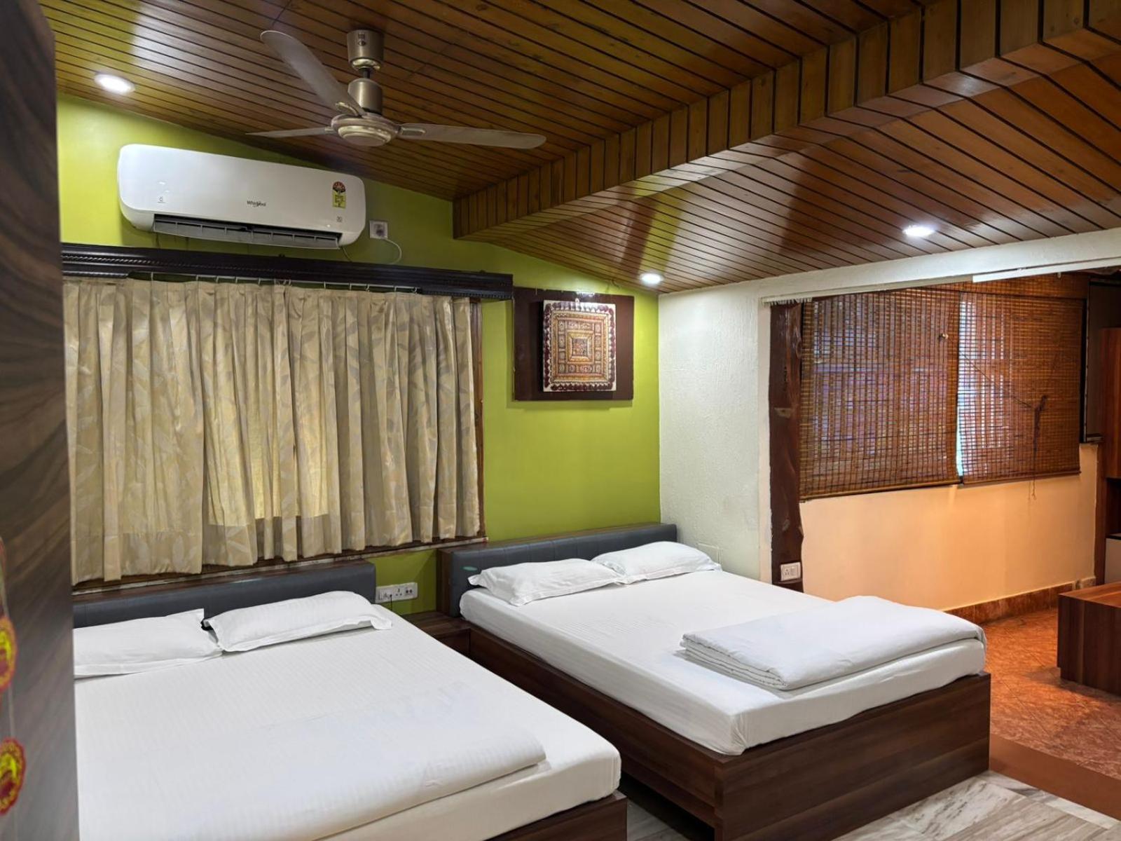 Om Sai Villa Guesthouse Kolkata Ngoại thất bức ảnh